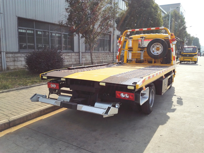 福田欧马可蓝牌清障车