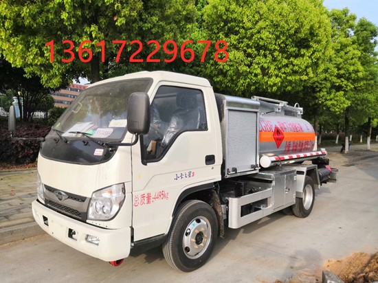 福田蓝牌油车_副本.jpg