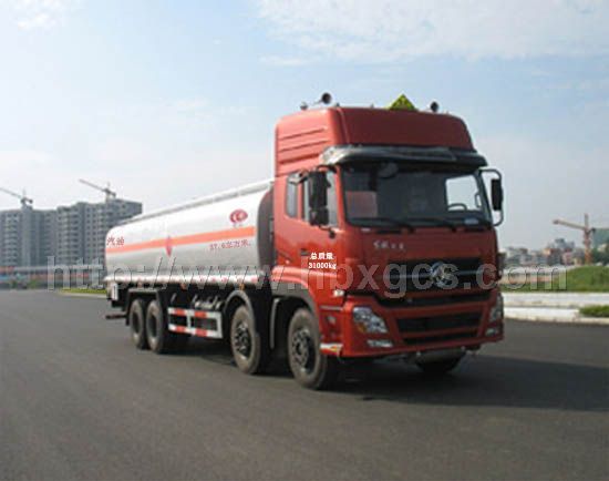 30吨运油车（国四东风天龙）